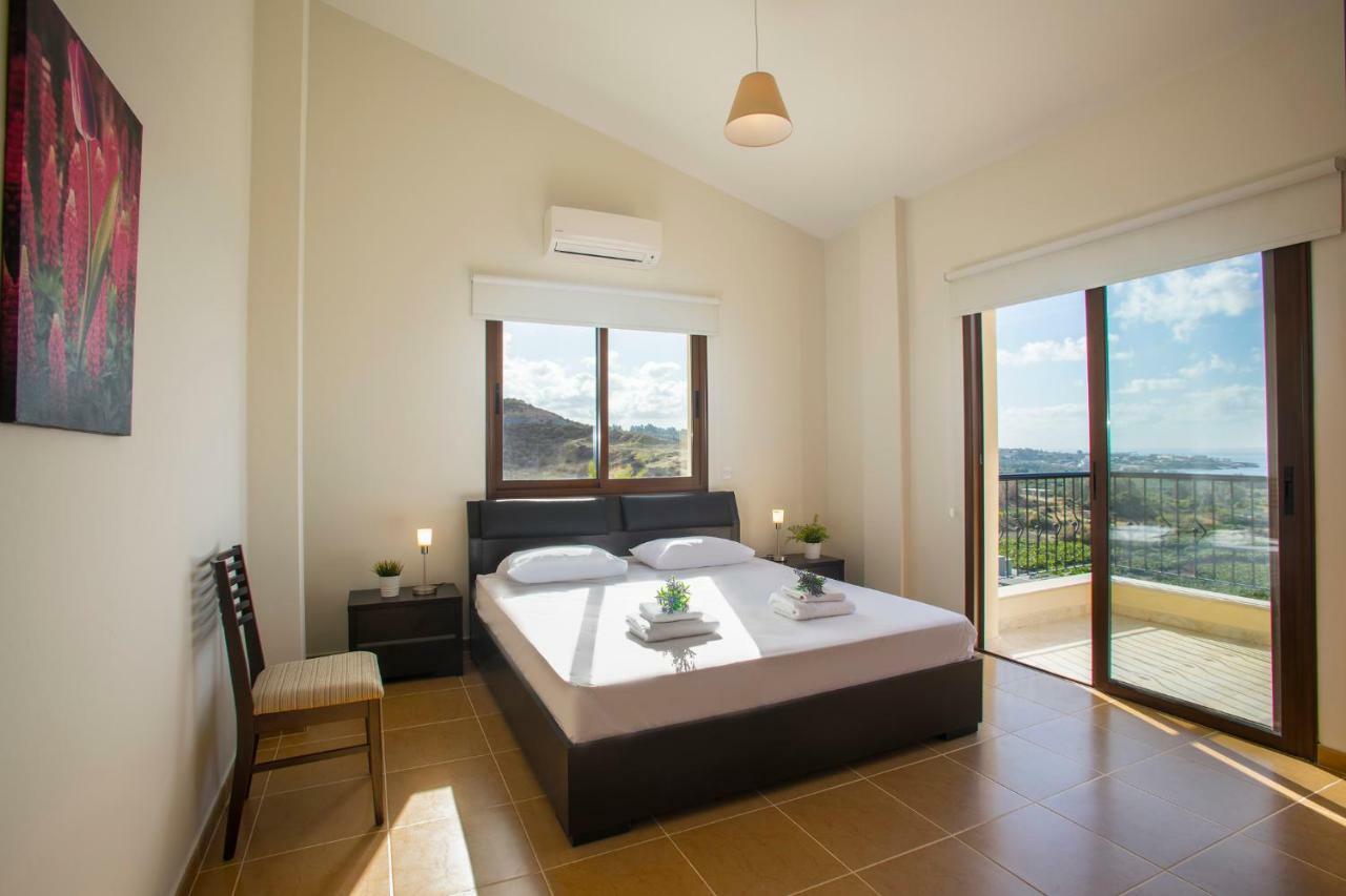 Villa Blue Jadeite Peyia Exterior foto