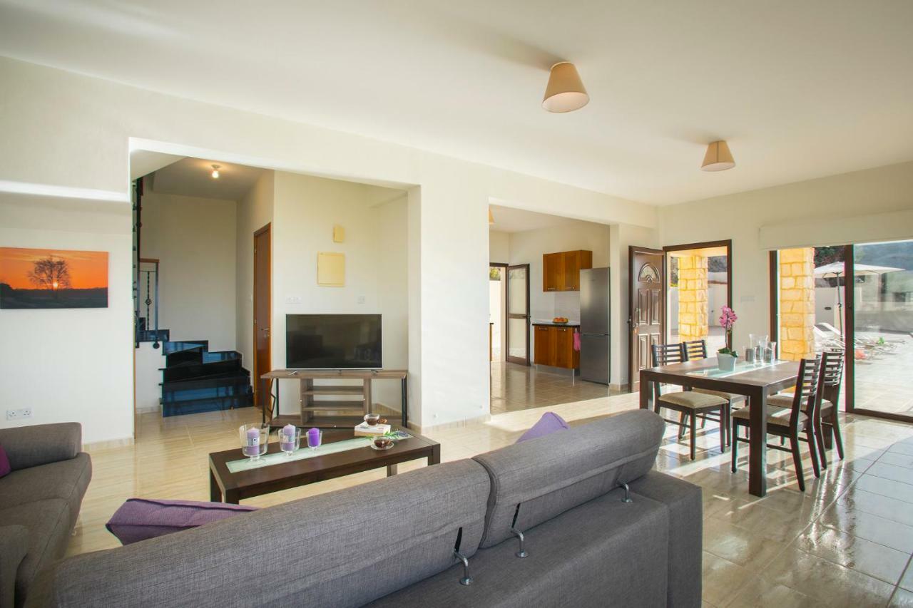 Villa Blue Jadeite Peyia Exterior foto